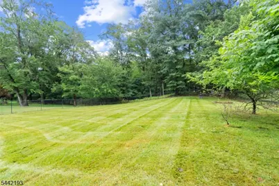 475 Rifle Camp Rd, Woodland Park, NJ 07424 - Photo 37