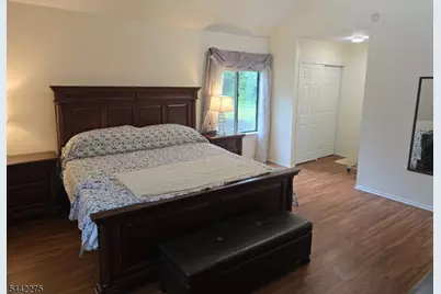 41 Arbor Cir, Bernards Township, NJ 07920 - Photo 9