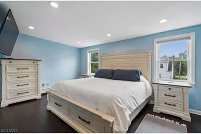 23 Elmwood Ter, Linden, NJ 07036 - Photo 23