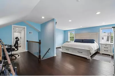 23 Elmwood Ter, Linden, NJ 07036 - Photo 19