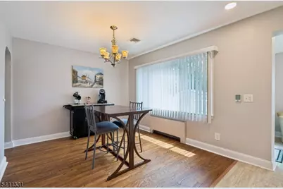23 Elmwood Ter, Linden, NJ 07036 - Photo 5