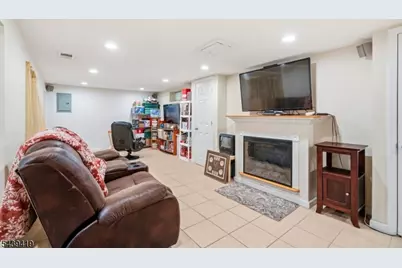 1118 Stockton Rd, Linden, NJ 07036 - Photo 11