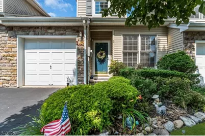 3 Silcox Pl, Franklin Township, NJ 08873 - Photo 1