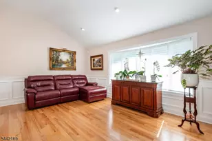 226 Winifred Dr, Totowa, NJ 07512 - Photo 13