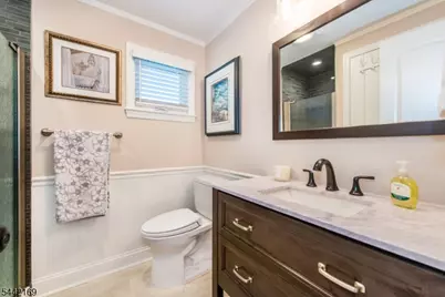 226 Winifred Dr, Totowa, NJ 07512 - Photo 5