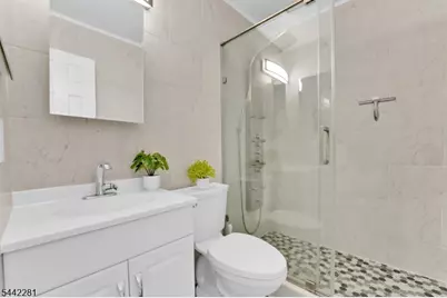 203 Kingsberry Dr, Franklin Township, NJ 08873 - Photo 13