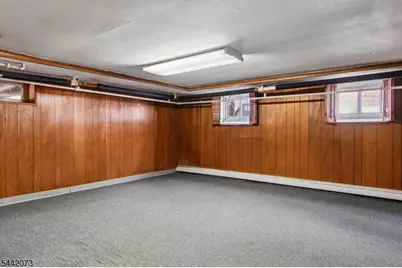 587 Woodland Ave, Mountainside, NJ 07092 - Photo 23