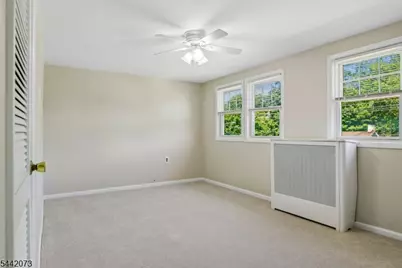 587 Woodland Ave, Mountainside, NJ 07092 - Photo 17