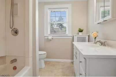 587 Woodland Ave, Mountainside, NJ 07092 - Photo 21