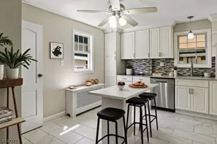 587 Woodland Ave, Mountainside, NJ 07092 - Photo 9