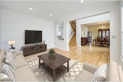10 Jockey Ln, Raritan Township, NJ 08822 - Photo 17