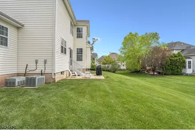 10 Jockey Ln, Raritan Township, NJ 08822 - Photo 27