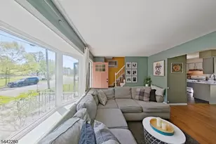 49 Parkway, Little Falls Township, NJ 07424 - Photo 9