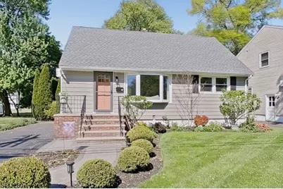 49 Parkway, Little Falls Township, NJ 07424 - Photo 3