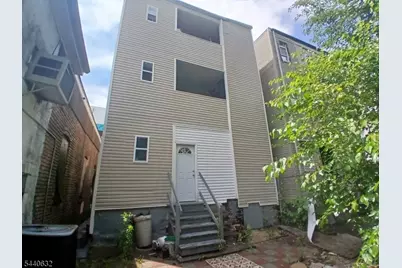 590 Hunterdon St, Newark, NJ 07108 - Photo 25