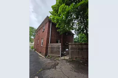 24 Chelsea Ave, East Orange, NJ 07018 - Photo 3