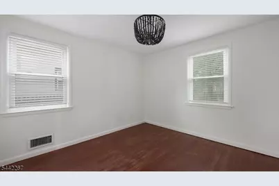 1751 Mountain Ave, Scotch Plains Township, NJ 07076 - Photo 15