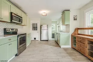 2 Hicks Ave, Newton, NJ 07860 - Photo 9