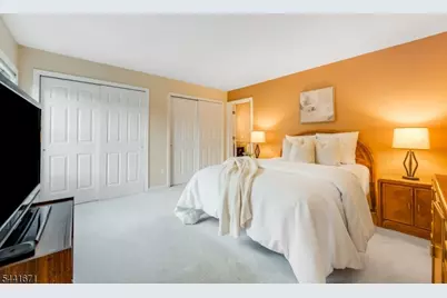 27 Harvest Ln, Livingston, NJ 07039 - Photo 29