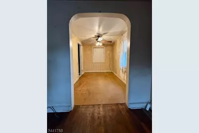 671 Crescent Dr, Bound Brook, NJ 08805 - Photo 3