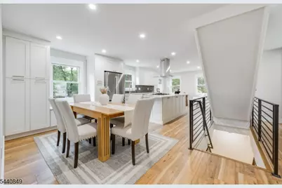 25 Montgomery Rd, Livingston, NJ 07039 - Photo 15