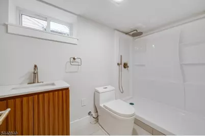 25 Montgomery Rd, Livingston, NJ 07039 - Photo 31