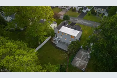 25 Montgomery Rd, Livingston, NJ 07039 - Photo 47
