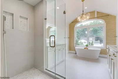 25 Montgomery Rd, Livingston, NJ 07039 - Photo 23