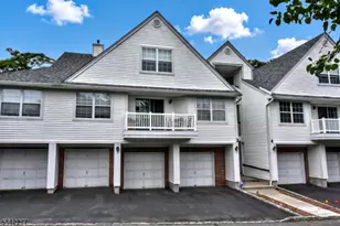 3-1 Vernon Ct, Waldwick, NJ 07463 - Photo 1