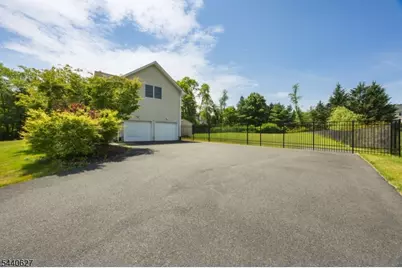 72 Doby Rd, Randolph Township, NJ 07945 - Photo 3