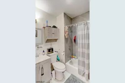 229 21st St, Irvington, NJ 07111 - Photo 23