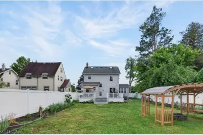 244 3rd St, Dunellen, NJ 08812 - Photo 33