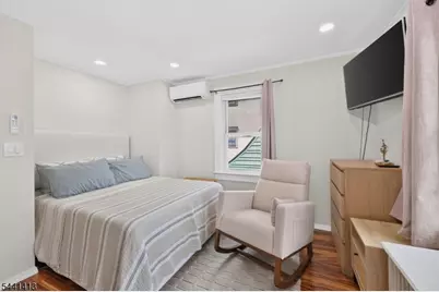 244 3rd St, Dunellen, NJ 08812 - Photo 21