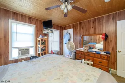 35 Johnson Ave., Hampton Boro, NJ 08827 - Photo 17