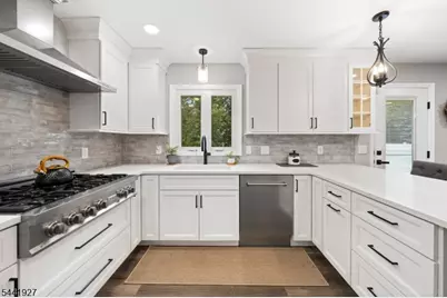 947 Old York Rd, Branchburg Township, NJ 08853 - Photo 11
