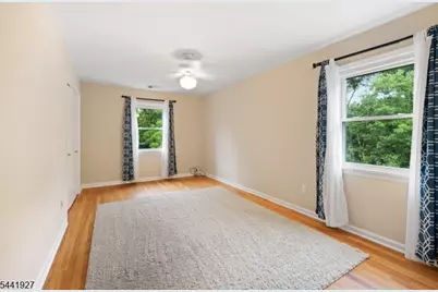 947 Old York Rd, Branchburg Township, NJ 08853 - Photo 15