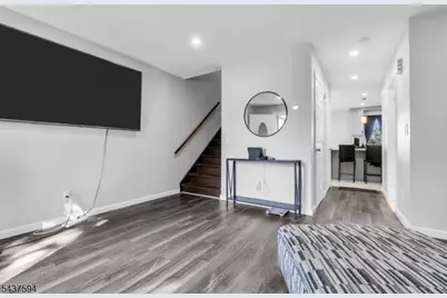 88 N 2nd St, Paterson, NJ 07522 - Photo 3