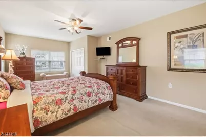 43 Renaissance Blvd, Franklin Township, NJ 08873 - Photo 21