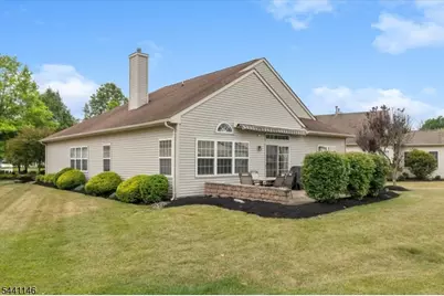 43 Renaissance Blvd, Franklin Township, NJ 08873 - Photo 29