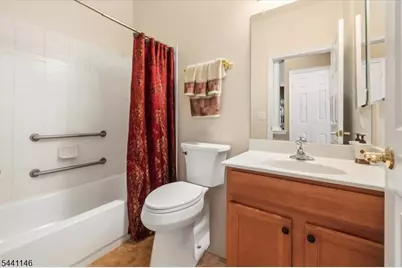 43 Renaissance Blvd, Franklin Township, NJ 08873 - Photo 27