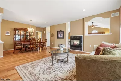 43 Renaissance Blvd, Franklin Township, NJ 08873 - Photo 3
