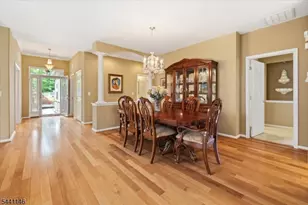 43 Renaissance Blvd, Franklin Township, NJ 08873 - Photo 5