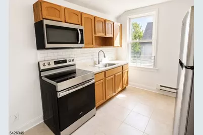 44 Treacy Ave #3, Newark, NJ 07108 - Photo 3