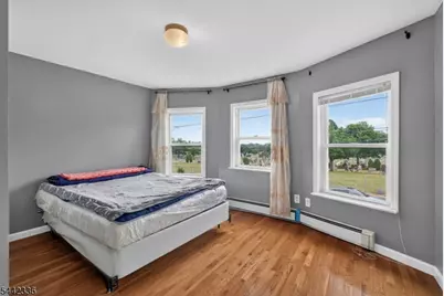 255 S 18th St, Newark, NJ 07103 - Photo 13