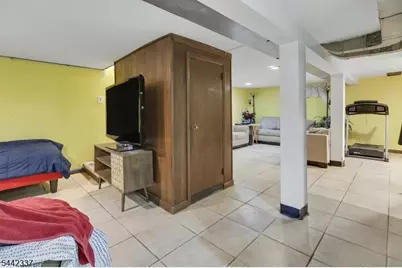 55 Stillman Ave, Bergenfield, NJ 07621 - Photo 27