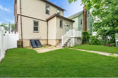 240 W End Ave, Newark, NJ 07106 - Photo 47