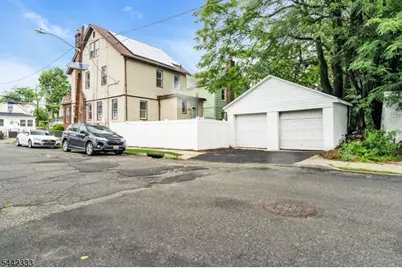 240 W End Ave, Newark, NJ 07106 - Photo 49