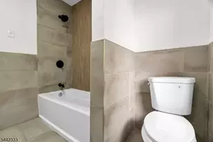 240 West End Ave, Newark, NJ 07106 - Photo 27
