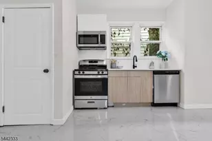 240 West End Ave, Newark, NJ 07106 - Photo 17