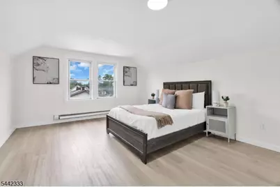 240 W End Ave, Newark, NJ 07106 - Photo 25